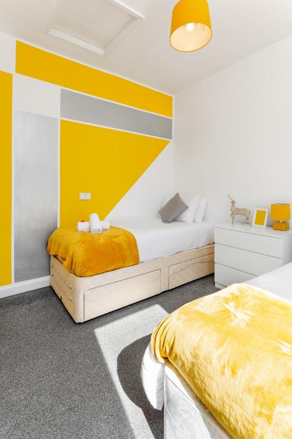 Cosy Anfield Guesthouse - Free Parking Liverpool Extérieur photo
