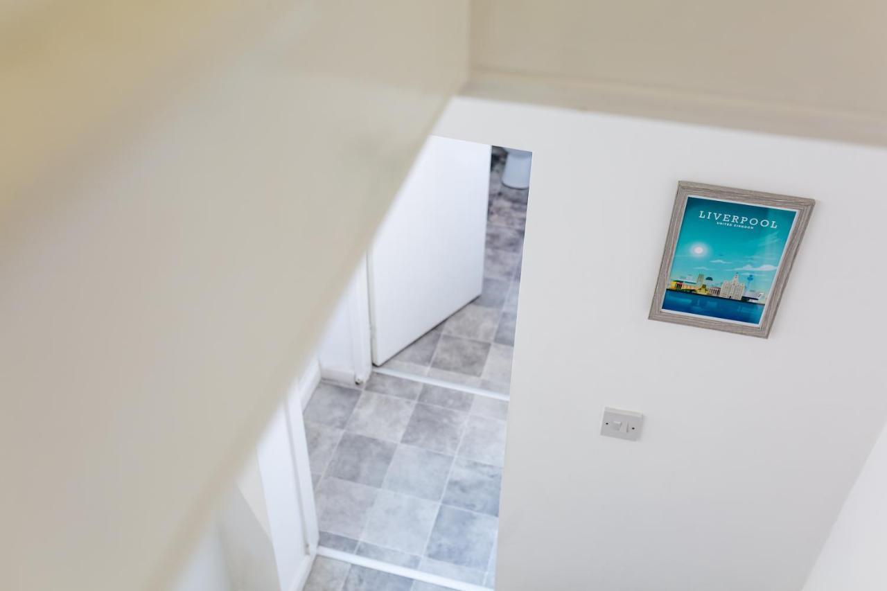 Cosy Anfield Guesthouse - Free Parking Liverpool Extérieur photo