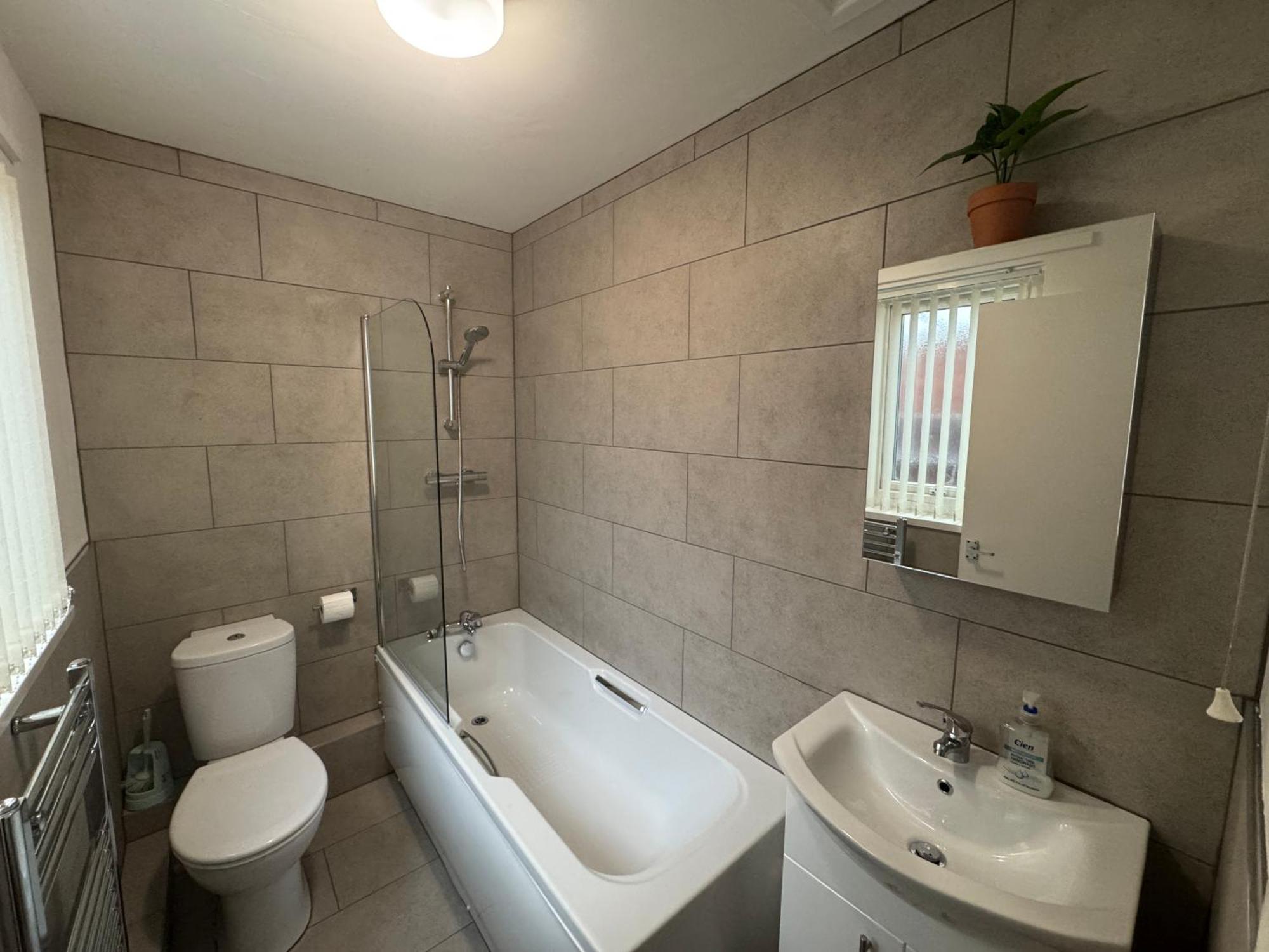 Cosy Anfield Guesthouse - Free Parking Liverpool Extérieur photo