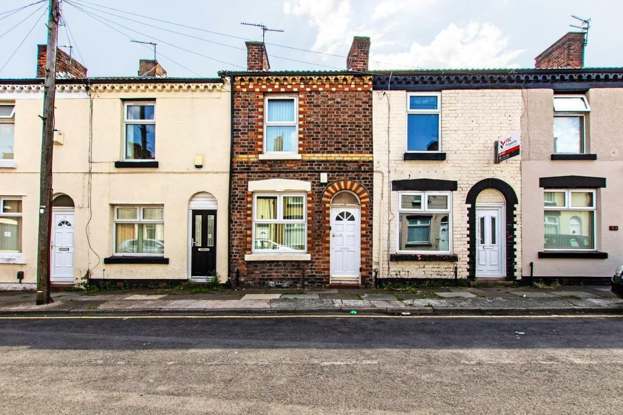 Cosy Anfield Guesthouse - Free Parking Liverpool Extérieur photo